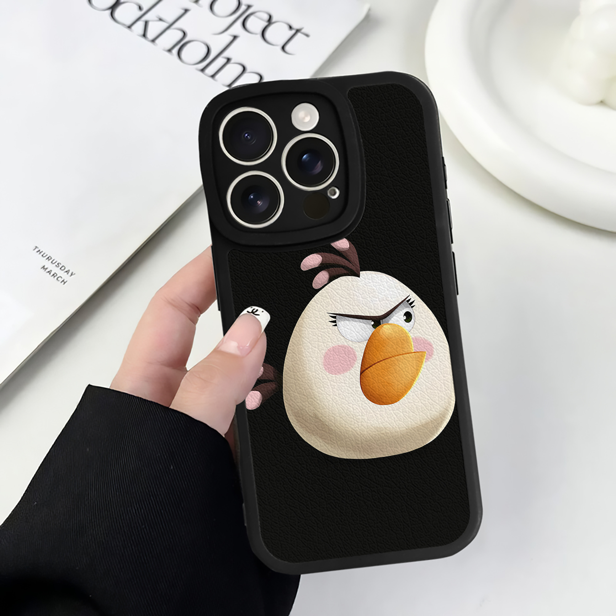 （画像用） Angry Birds アングリーバード 【iPhone 16シリーズ対応】シリコンスマホケース（レザー調） 材質：シリコン